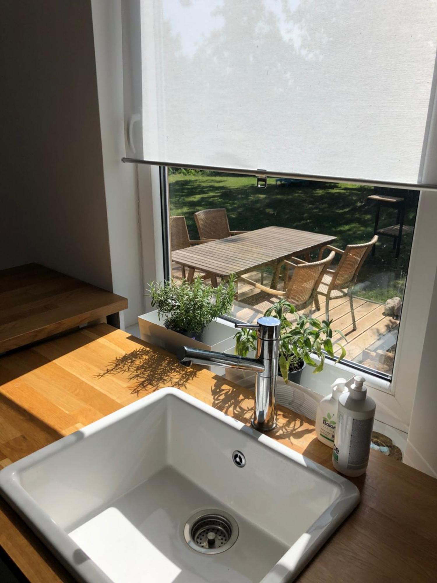 Hillside View House With Garden, Private Parking, Quiet Location - 12 Min To Old Town Anytime, Long Stays Welcome VNO Eksteriør billede