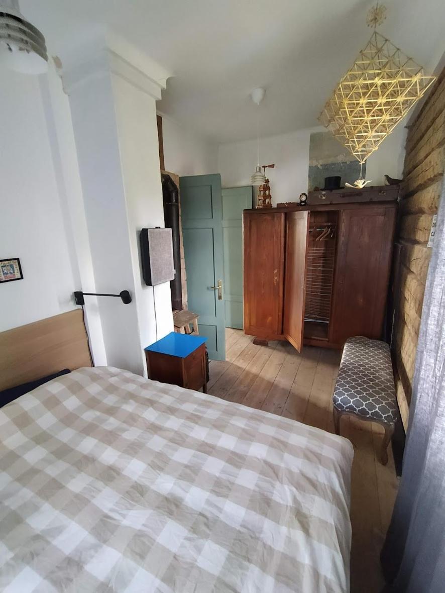 Hillside View House With Garden, Private Parking, Quiet Location - 12 Min To Old Town Anytime, Long Stays Welcome VNO Eksteriør billede
